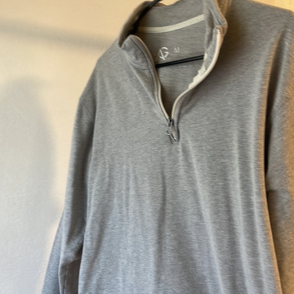 U of l pullover - Picture 2 of 2